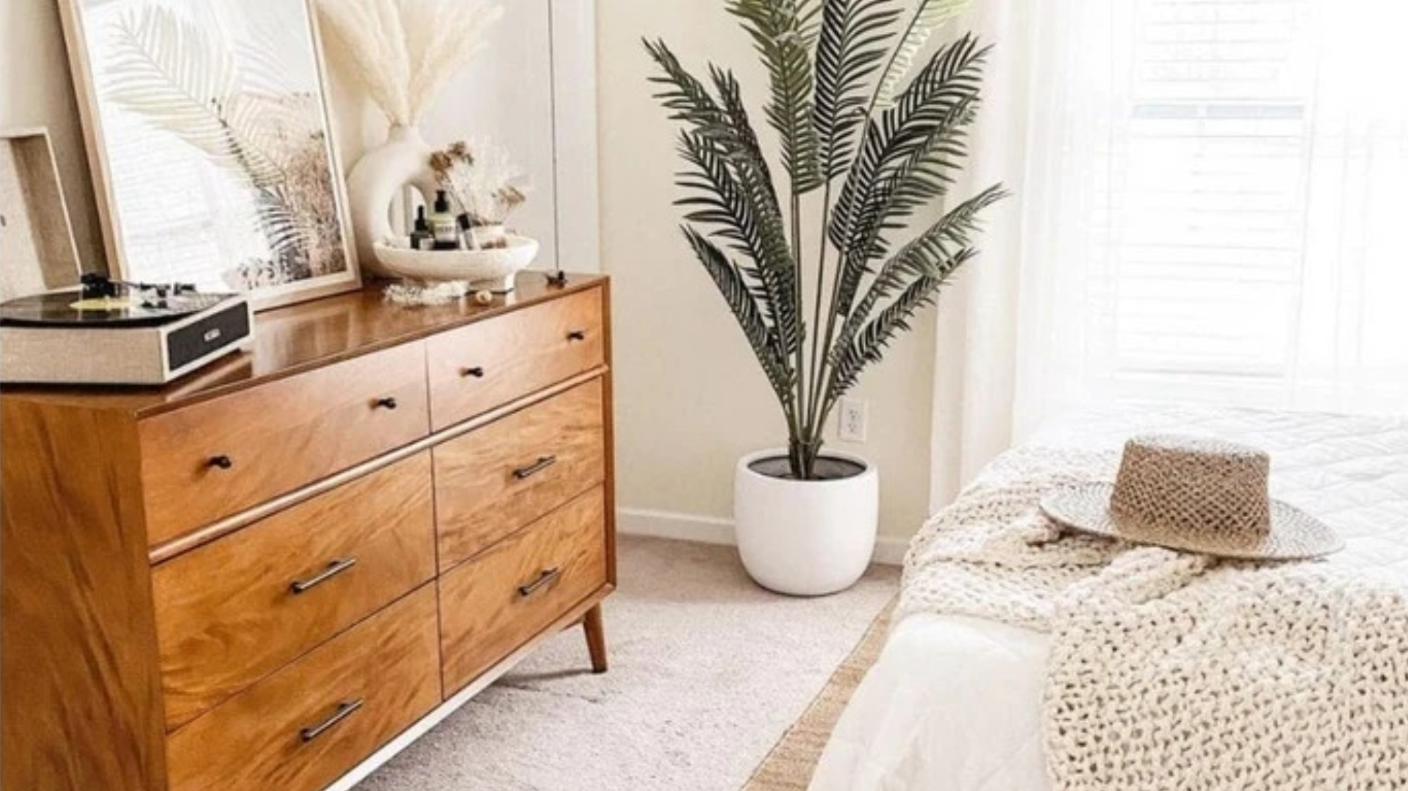 9 Luxury Artificial Plants You Won’t Believe Are Faux And Not Real
