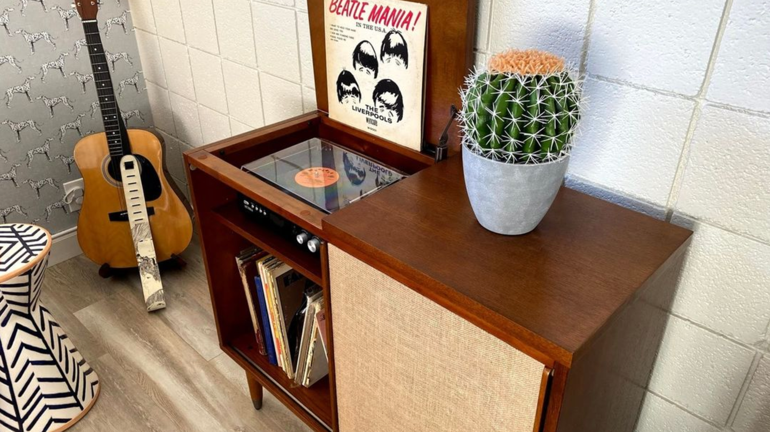 Elevate Your Space with Premium Faux Table Top Plants from ArtiPlanto.com