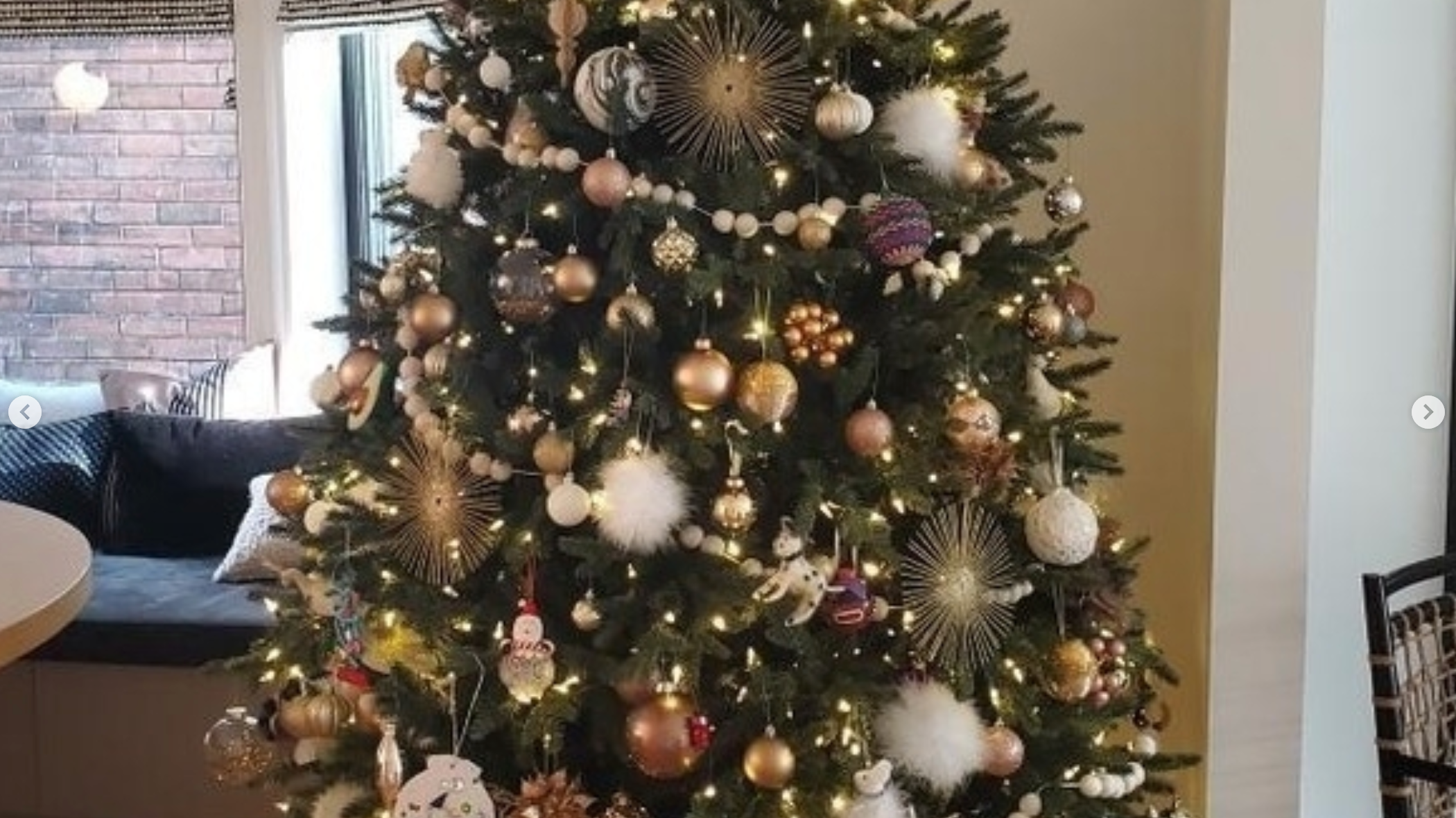 Deck the Halls with Artiplanto: Your Ultimate Holiday Shopping Destination!