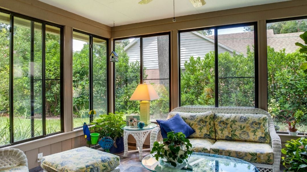 9 Expert Tips On How To Style Artificial Plants in Florida