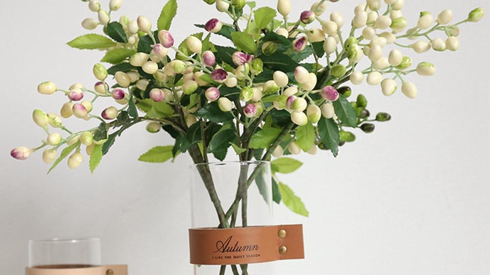 How to find the most convincing faux plants to decorate your office | Artiplanto