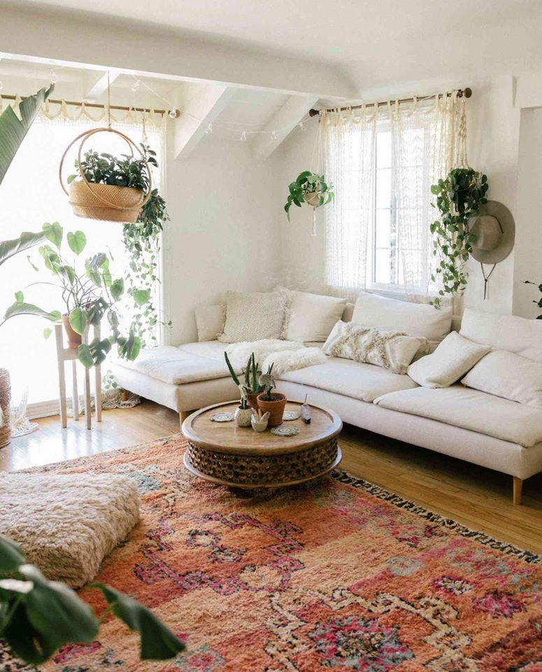 Your AirBnb Home Decor idea by using silk bamboo plants | Artiplanto