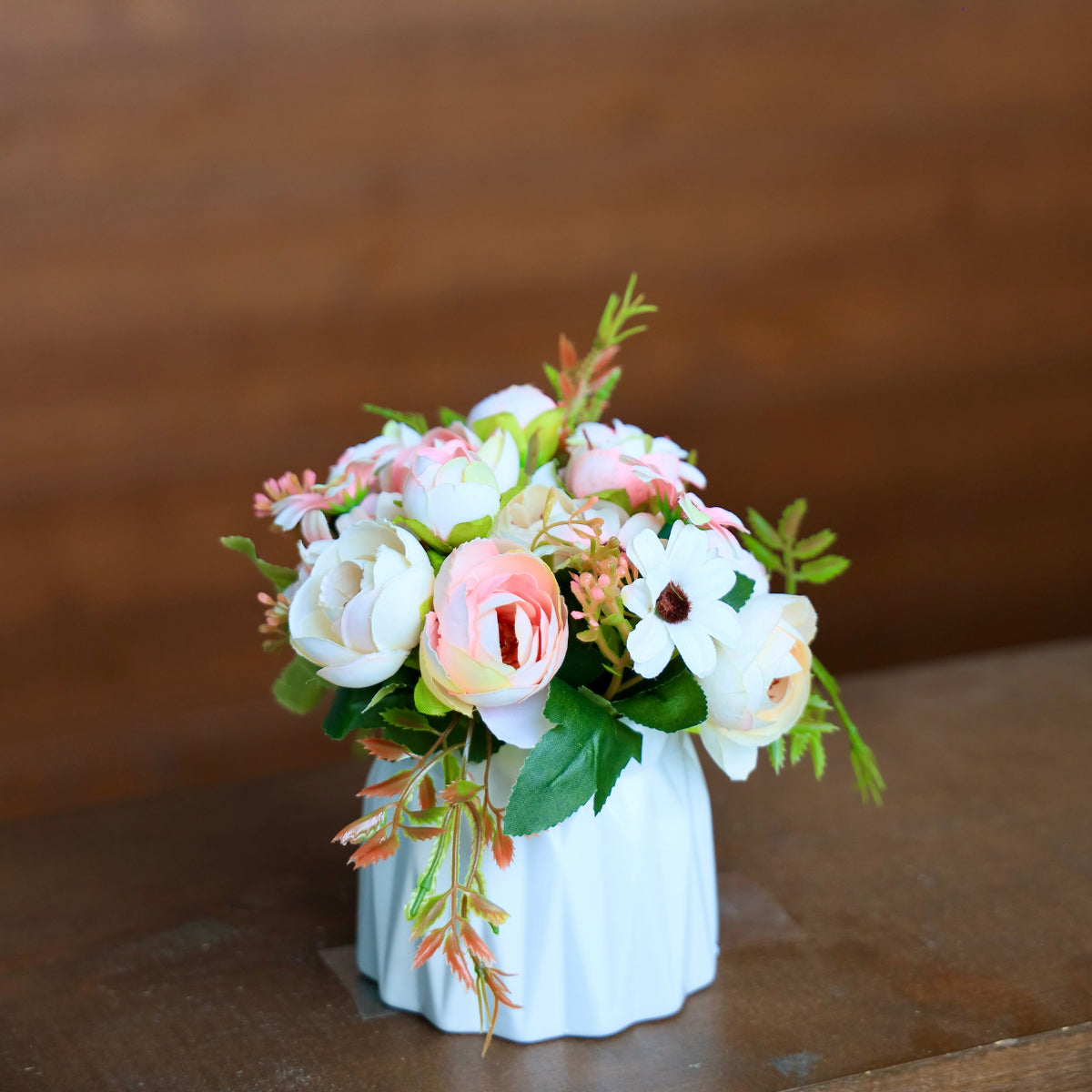 Flower Bouquet - Dayla Artificial Potted Flower Bouquet 8''X8''