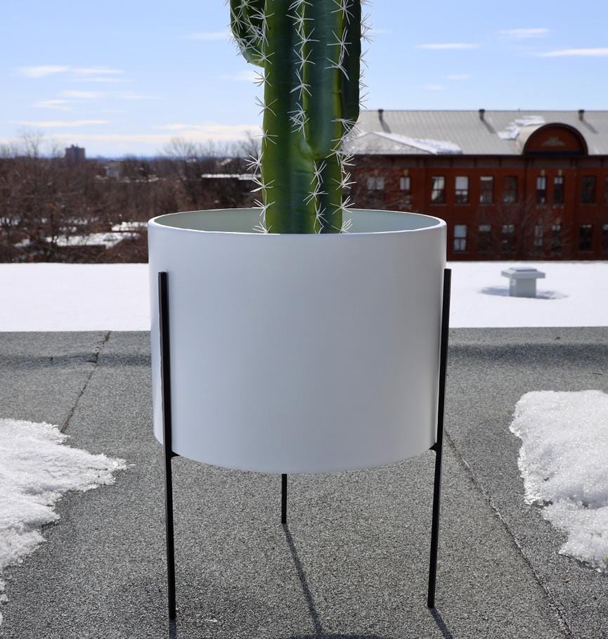 Noe - White Mid-Century Planter With Black Metal Stand