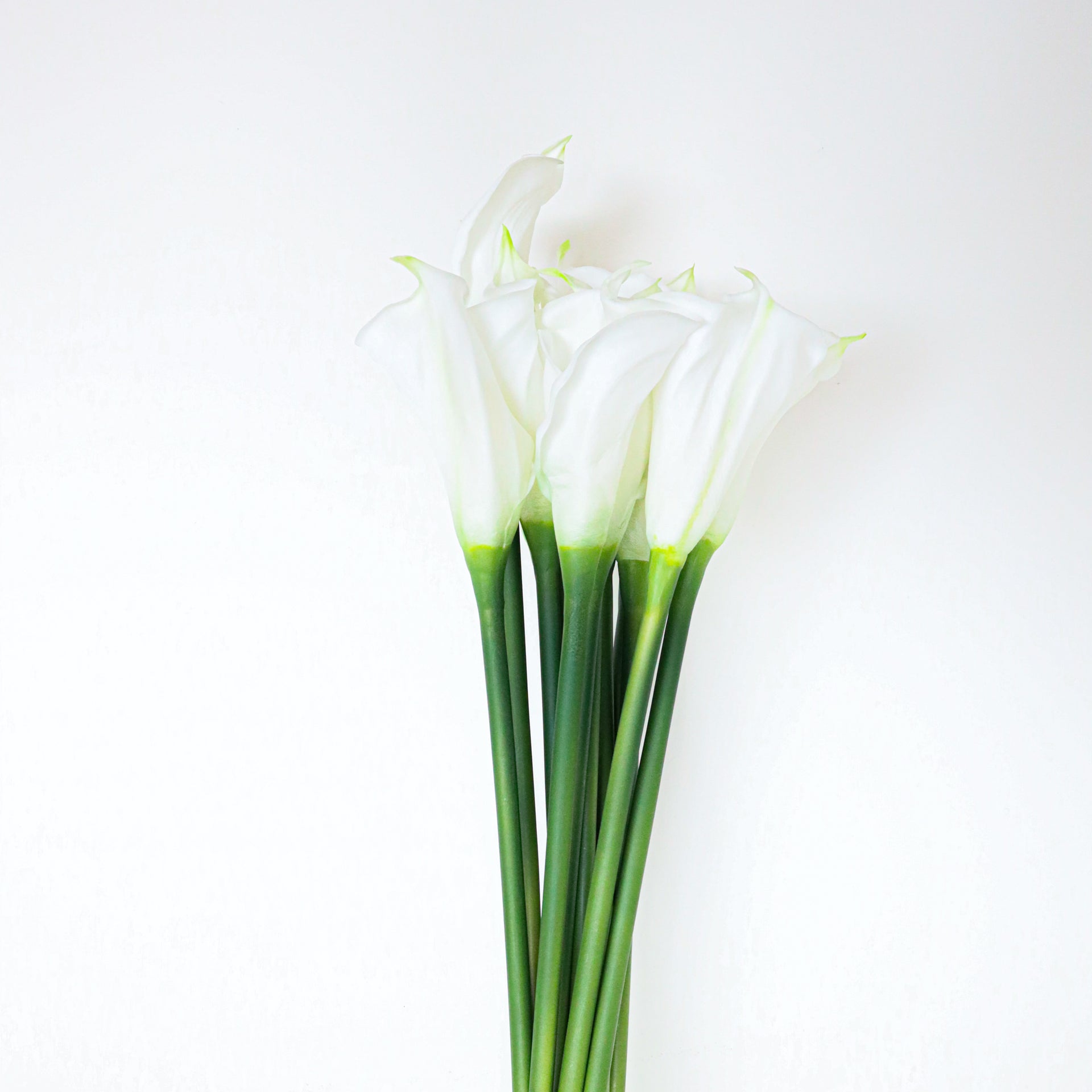 artificial white calla lily Lawi Artificial White Calla Lily Bouquet 25'' X 10'' (Set Of 12)